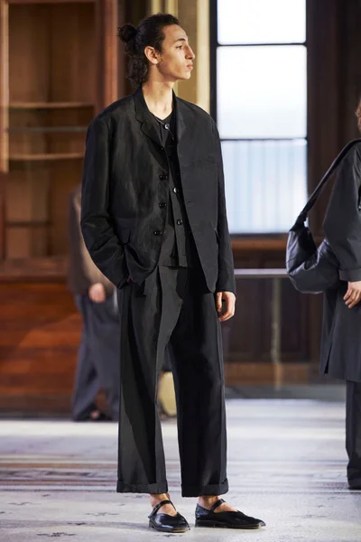 Look 36